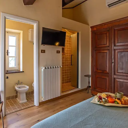Il Pornelleto - Alari Farm stay *
